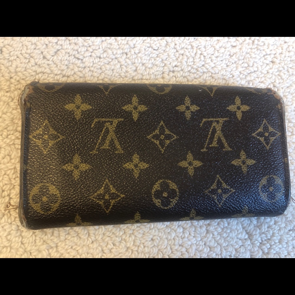 Authentic Louis Vuitton Monogram Snap Wallet - image 2